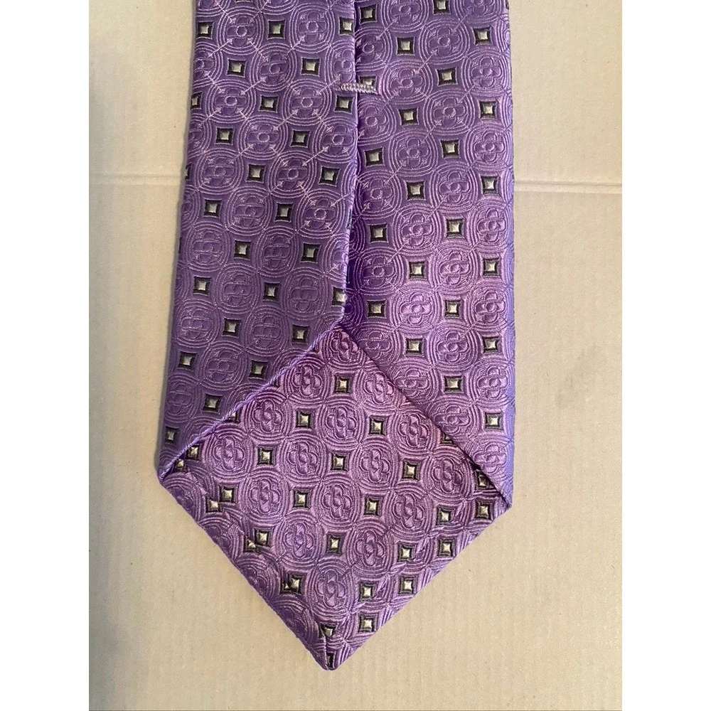 Jos A Bank Signature Collection Purple Silk Geometric Medallion Men Necktie Tie